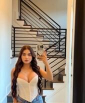 Laila +971569407105